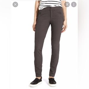 Athleta Wander Stash Pant
